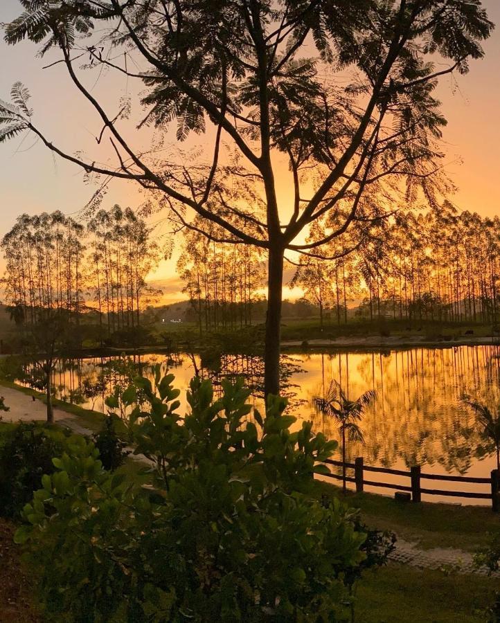 Rancho Vw Canabrava Hotel จุยซ์จิฟอรา ภายนอก รูปภาพ
